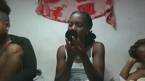 Snapshot of aangevelo chatting on November 2025 09:39:01 PM aangevelo online show from November 2025 09:39:01 PM