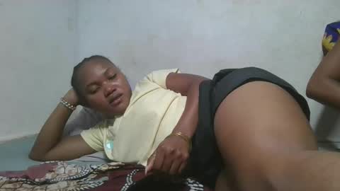 Snapshot of aangevelo chatting on December 2025 11:14:02 AM aangevelo online show from December 2025 11:14:02 AM