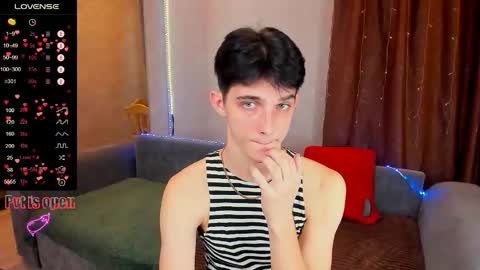 Snapshot of aaron_bang chatting on November 2025 05:17:01 AM Aaron Bang online show from November 2025 05:17:01 AM