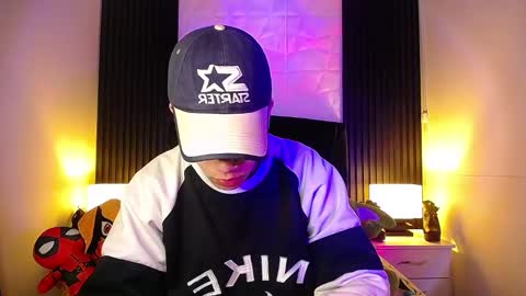 Aaron online show from January 2025 02:14:02 PM