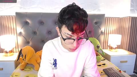 Aaron online show from January 2025 03:02:01 PM