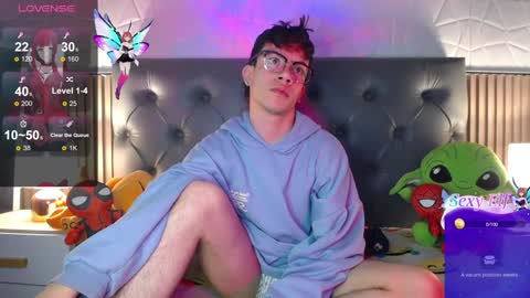 Aaron online show from January 2025 12:41:01 PM