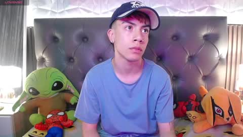 Aaron online show from January 2025 07:00:01 PM