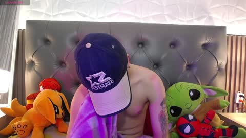 Aaron online show from January 2025 05:45:02 PM