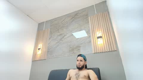 aron online show from November 2025 04:03:02 AM