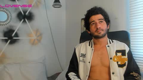 aaron_haren1 online show from September 2025 08:08:01 PM