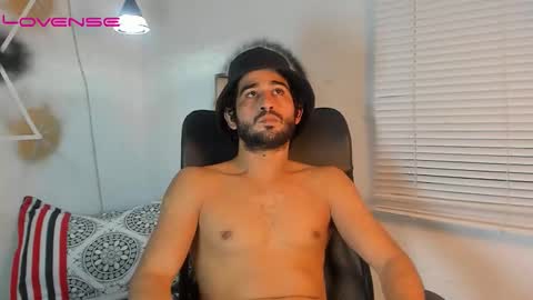 aaron_haren1 online show from September 2025 05:18:01 AM