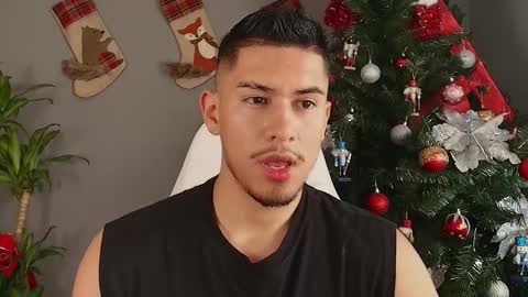 AARON  online show from December 2024 08:33:01 PM