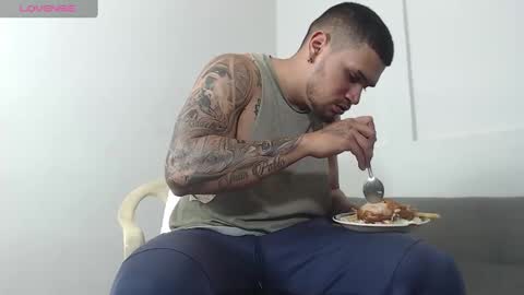 ig aaron hunter123 online show from January 2025 12:27:01 AM