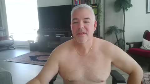 Snapshot of aarosteev chatting on October 2025 03:56:02 PM Jason online show from October 2025 03:56:02 PM