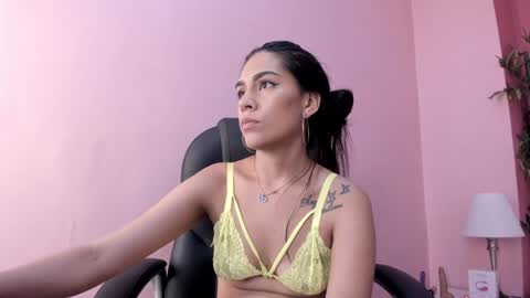 Snapshot of abbey_walker chatting on December 2024 09:28:02 AM abbey_walker online show from December 2024 09:28:02 AM
