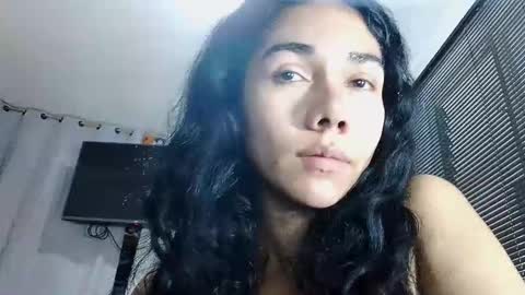Martina online show from January 2025 12:02:01 PM