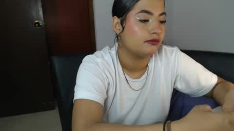 abbie777 online show from September 2025 09:31:02 PM