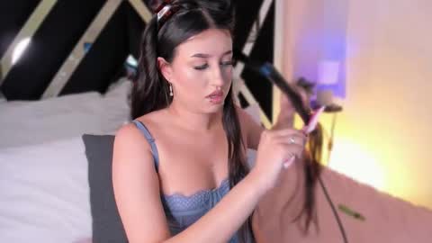 abbie online show from September 2025 07:28:01 PM