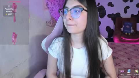 April online show from October 2025 03:17:01 AM