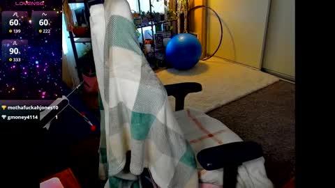 Abbifox5 online show from September 2025 05:35:01 PM