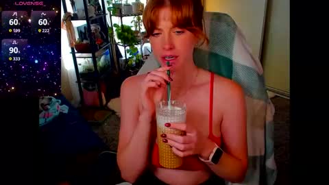 Abbifox5 online show from September 2025 04:33:02 PM