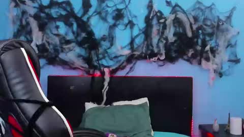 Abbigail Fuster  online show from December 2024 07:54:01 PM