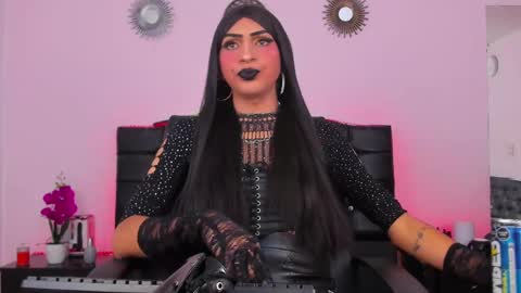 Abbigail Fuster  online show from February 2025 10:27:02 AM