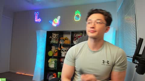 Snapshot of abbuddy920236 chatting on December 2024 05:20:01 AM buddy online show from December 2024 05:20:01 AM