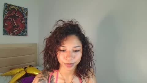 Lucia  online show from January 2025 05:08:01 PM