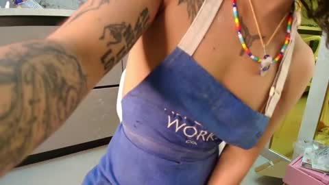 Lucia  online show from February 2025 04:22:01 PM