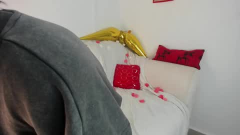 Lucia  online show from February 2025 06:13:02 PM