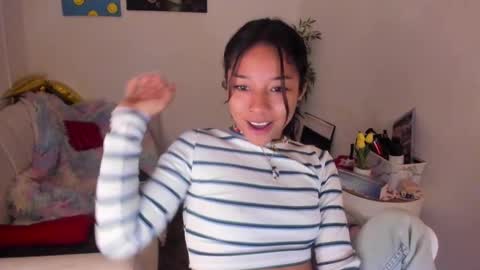 Lucia  online show from February 2025 03:05:02 PM