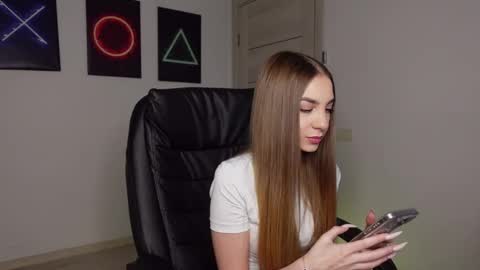 Snapshot of abby_laker chatting on March 2025 06:27:01 AM ABBY LAKER online show from March 2025 06:27:01 AM