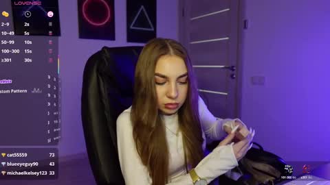 Snapshot of abby_laker chatting on March 2025 04:46:02 PM ABBY LAKER online show from March 2025 04:46:02 PM