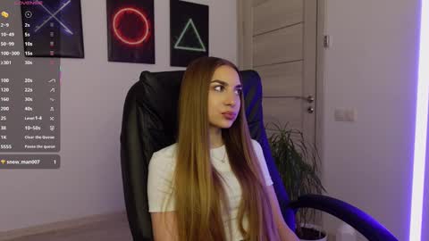 Snapshot of abby_laker chatting on March 2025 01:14:01 PM ABBY LAKER online show from March 2025 01:14:01 PM