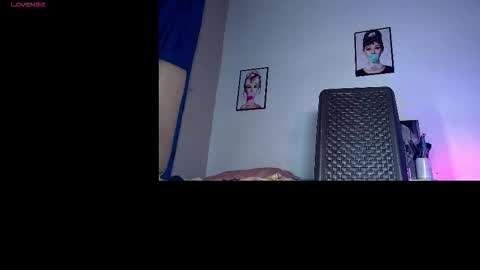 Snapshot of abby_moss chatting on September 2025 01:29:02 AM abby moss online show from September 2025 01:29:02 AM