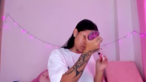 Snapshot of abby_rousee chatting on October 2025 01:00:02 PM abby_rousee online show from October 2025 01:00:02 PM