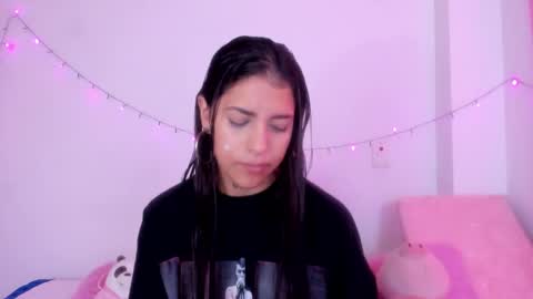 Snapshot of abby_rousee chatting on October 2025 01:00:01 PM abby_rousee online show from October 2025 01:00:01 PM