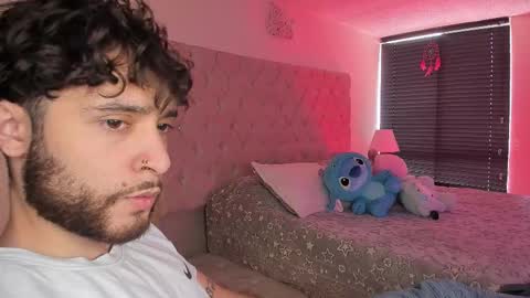 START TRANSMISSION ---- AM COLOMBIA TIME online show from October 2025 01:23:02 PM