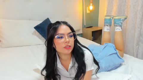Abby Dixon  online show from December 2024 12:46:01 AM