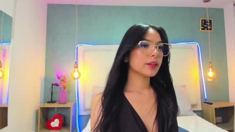 Abby Dixon  online show from December 2024 04:22:01 AM