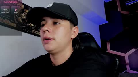 Snapshot of abbysmiitth_ chatting on October 2025 11:40:01 PM Abby Smith online show from October 2025 11:40:01 PM