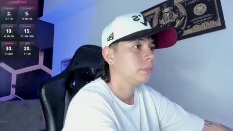 Snapshot of abbysmiitth_ chatting on October 2025 07:14:02 PM Abby Smith online show from October 2025 07:14:02 PM