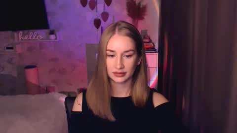 Anna online show from October 2025 04:55:01 PM