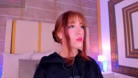 Snapshot of abigailcarter chatting on October 2025 11:37:01 PM online show from October 2025 11:37:01 PM