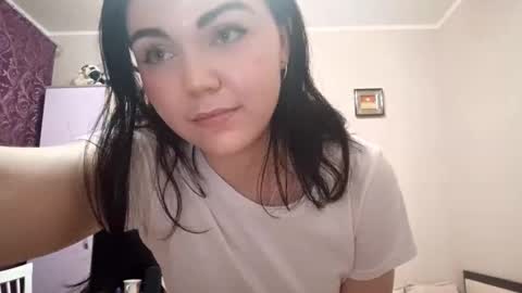 Abi online show from October 2025 05:00:01 PM