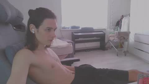 Snapshot of abobus123 chatting on March 2025 09:42:01 AM hi cum in pvt noi extra tip online show from March 2025 09:42:01 AM