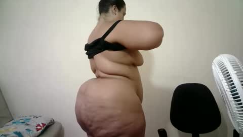 Snapshot of abril__ass chatting on October 2025 02:29:01 PM abril__ass online show from October 2025 02:29:01 PM