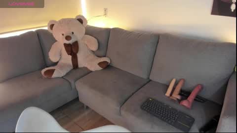 Abril online show from February 2025 09:14:01 PM