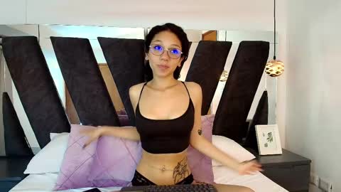  Abril  online show from February 2025 01:55:01 AM
