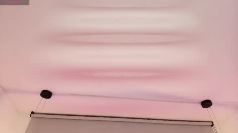 Snapshot of abril_lee__ chatting on October 2025 04:09:02 PM Abril online show from October 2025 04:09:02 PM