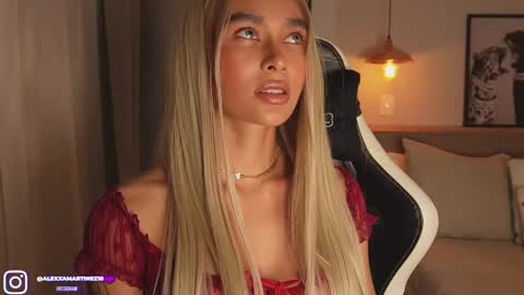 Snapshot of abril_w18 chatting on October 2025 01:13:01 AM My name is Alexa. Please say hello I like to chat with you. If you have requests please use tip online show from October 2025 01:13:01 AM