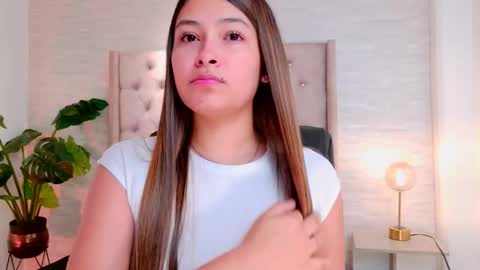 abrill_cute online show from September 2025 12:54:01 PM