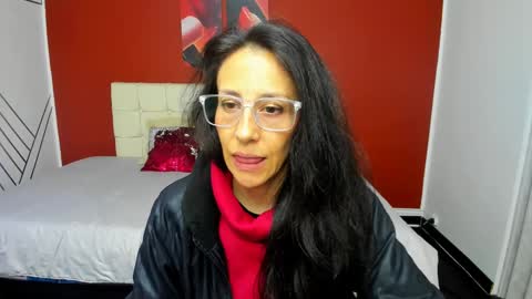 Snapshot of abrillee1 chatting on December 2024 08:35:01 AM ABRIL online show from December 2024 08:35:01 AM